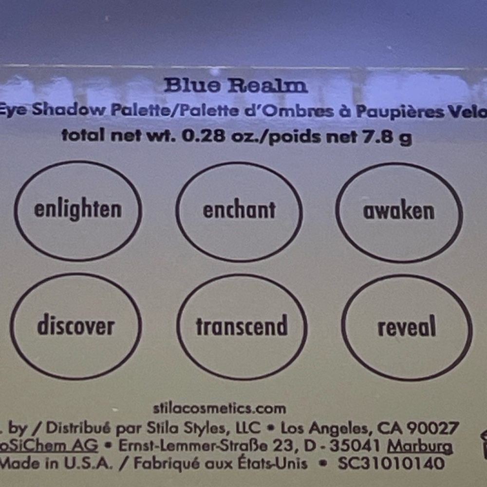 Stila Blue Realm Velvet Eye Shadow Palette - Picture 5 of 6